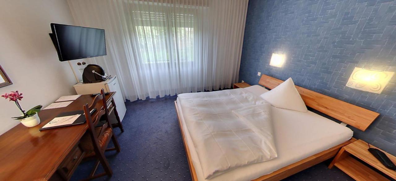 Hotel Eremitage Arlesheim Exteriör bild